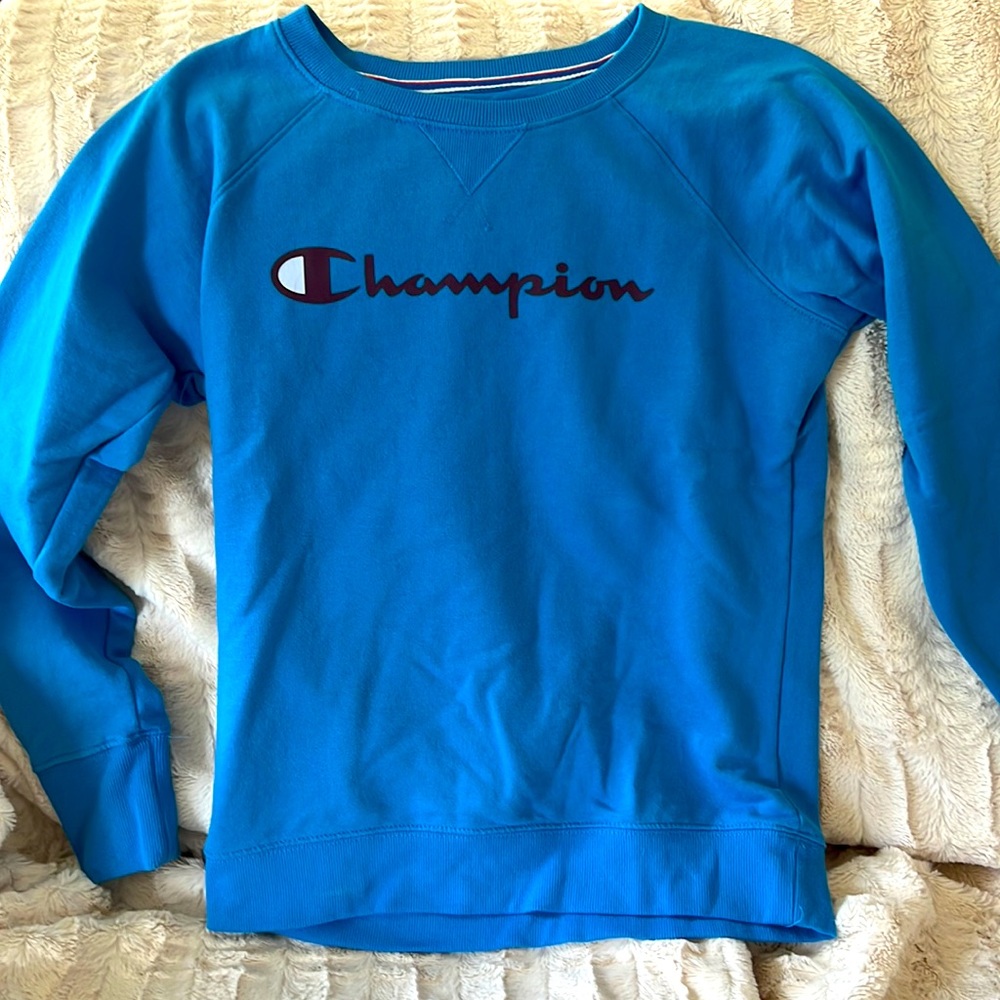 NWOT - Champion sweatshirt - small